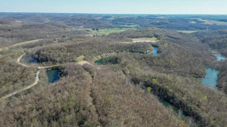 Greenlawn Rd - 644 acres - Guernsey County