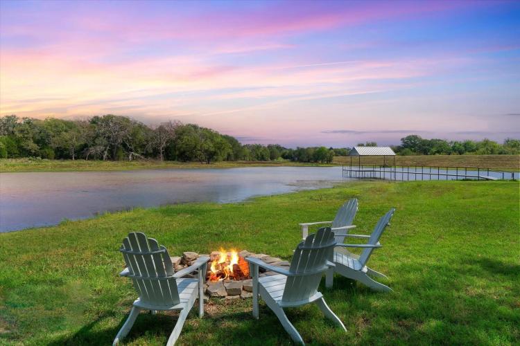 Beautiful Ranch on 118+ Acres!