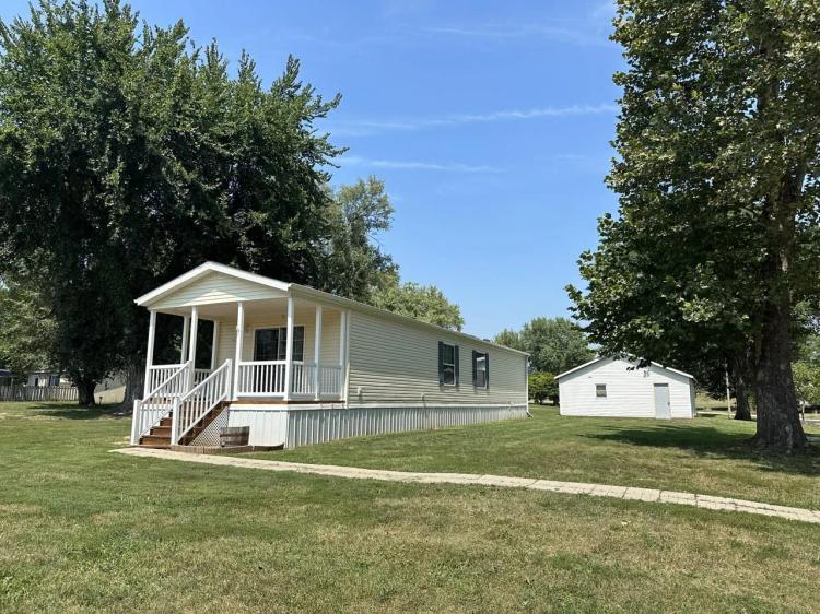 2 bedroom home for sale in Douds, IA