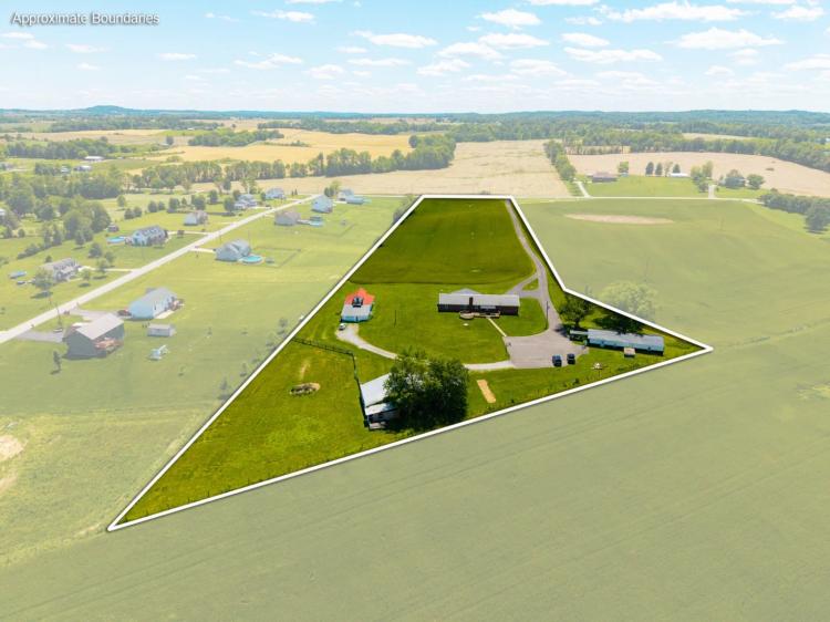 Online Auction | 2 Homes on 9 Acres with Barndominium &amp; Barn