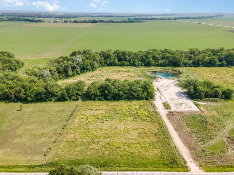 4.6 Acre Buildable Parcel!
