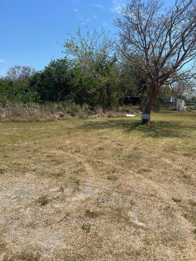 0.25 Acres at 1249 Demere Lane