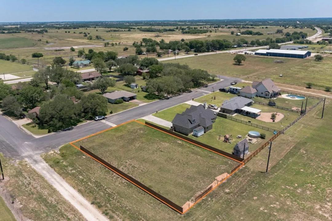 402 E Anderson, Schulenburg