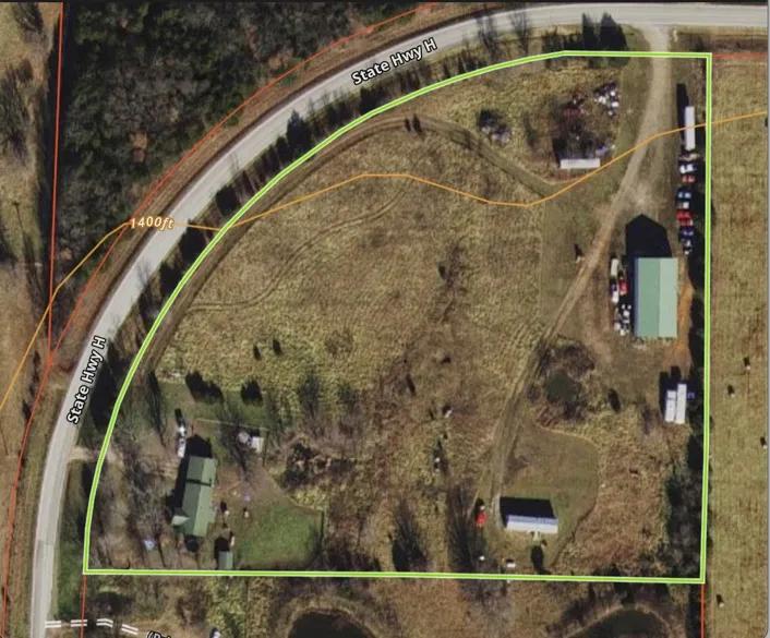 Versatile Lot Ready to Build On With Slab, 3 Wells, 3 Phase Power, 1 m