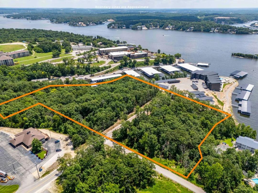 Vintage Drive, Lake Ozark, Camden County, MO 65049 Land for Sale at Auction – Vintage Landings
