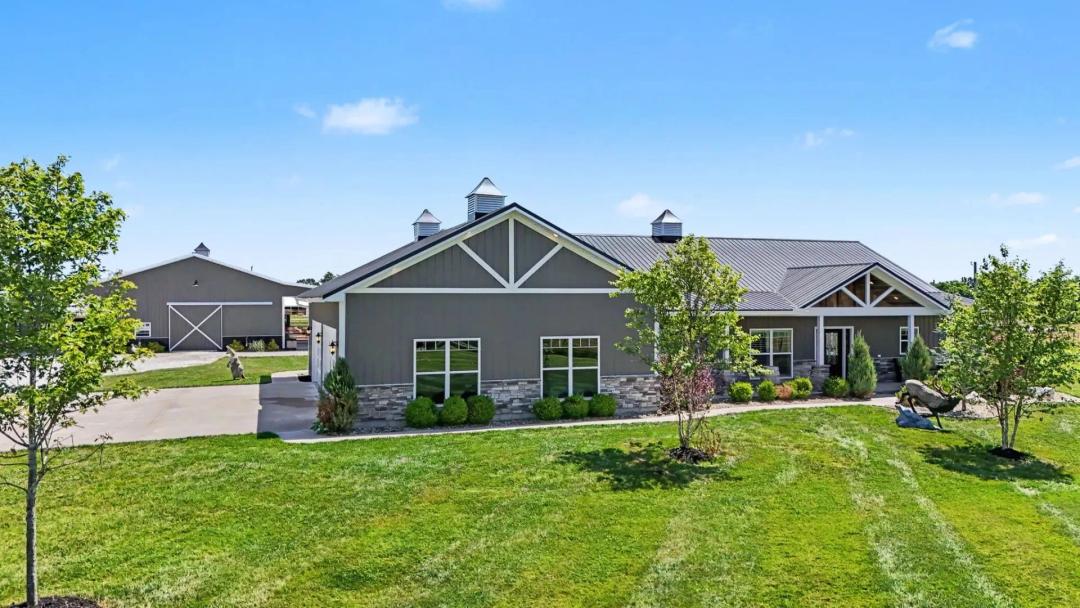 Equestrian Retreat: Custom 7.5±-Acre Luxury Ranch – Lincoln County