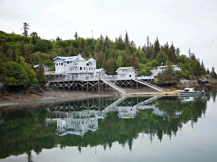 Halibut Cove