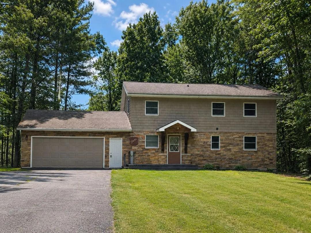 Waterfront Country Home in Tomahawk, Wisconsin for Sale
