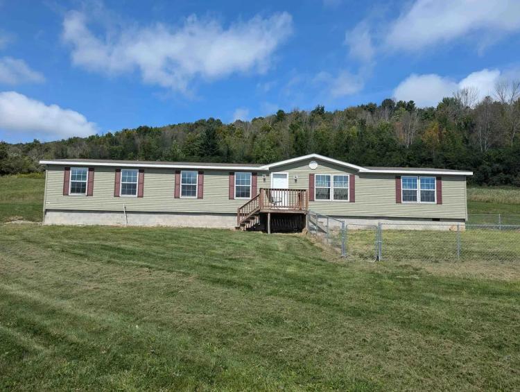 Country Home on 3 acres in Hartsville NY 5124 Jenkins Henry Rd