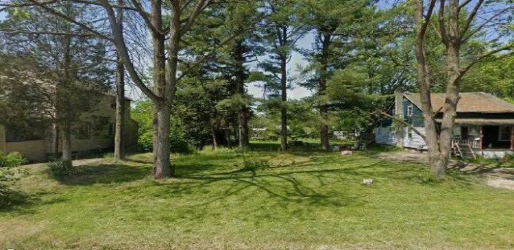 0.16 Acres at 1202 Woodbine Ave