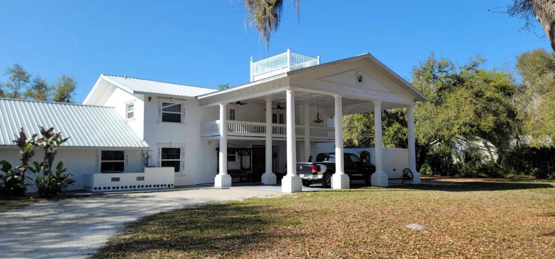 5 Bedrooms4.5 Bathroom on 3.50 Acres at 6610 McKown Rd
