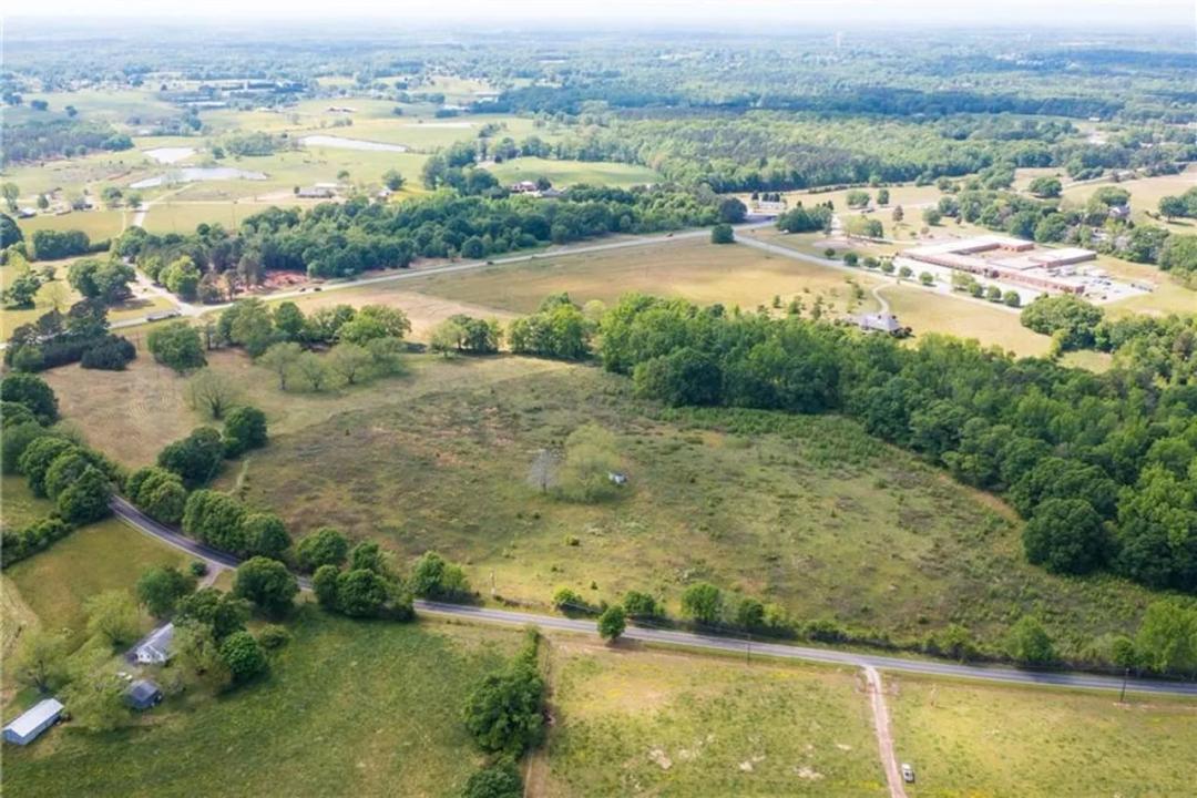 PERFECT HORSE FARM POTENTIAL