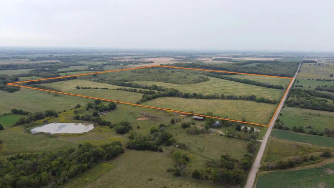 Premier 160±-Acre Property with Great Agricultural Potential – Neosho County