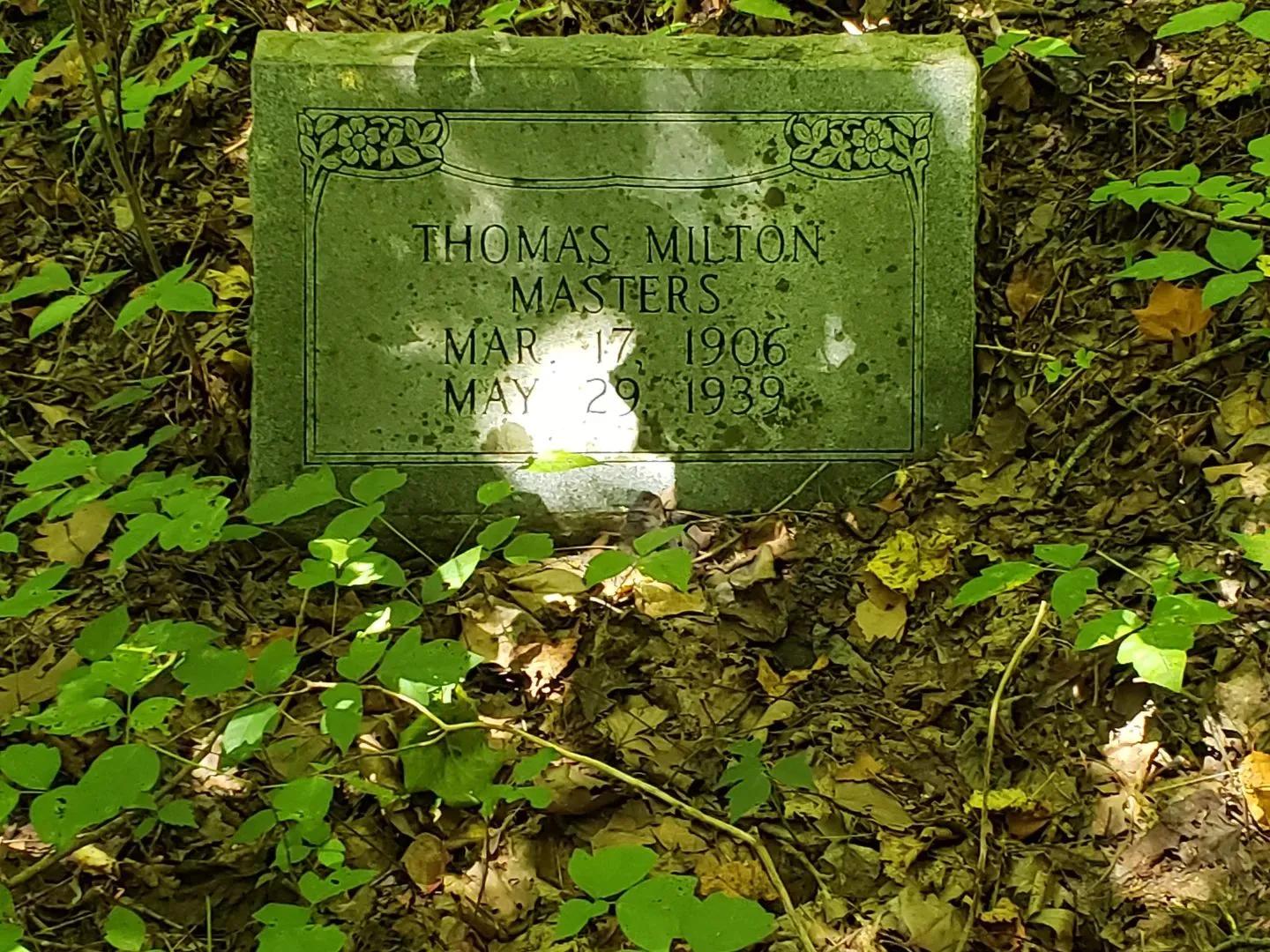 14677272-26