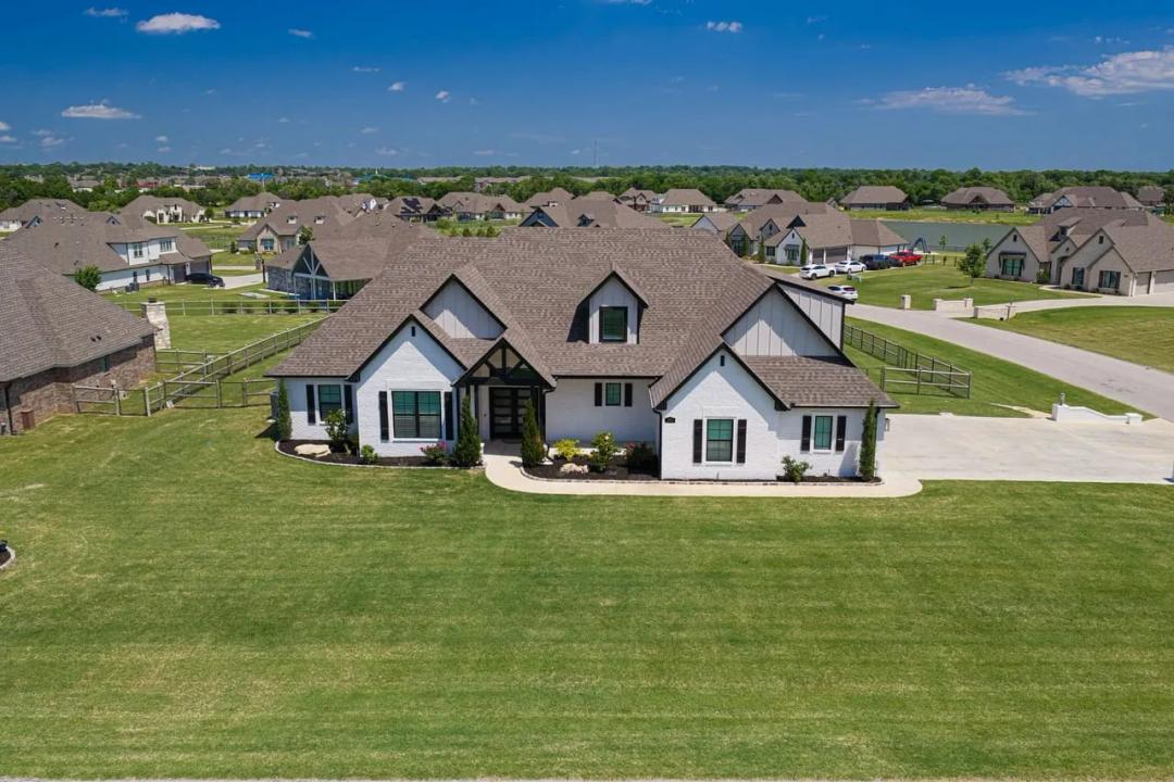 8202 N 150th East Avenue Owasso, OK 74055