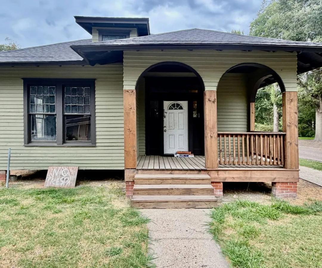 Investment Opportunity in Washington County at 207 East 3rd Street in Leland, MS