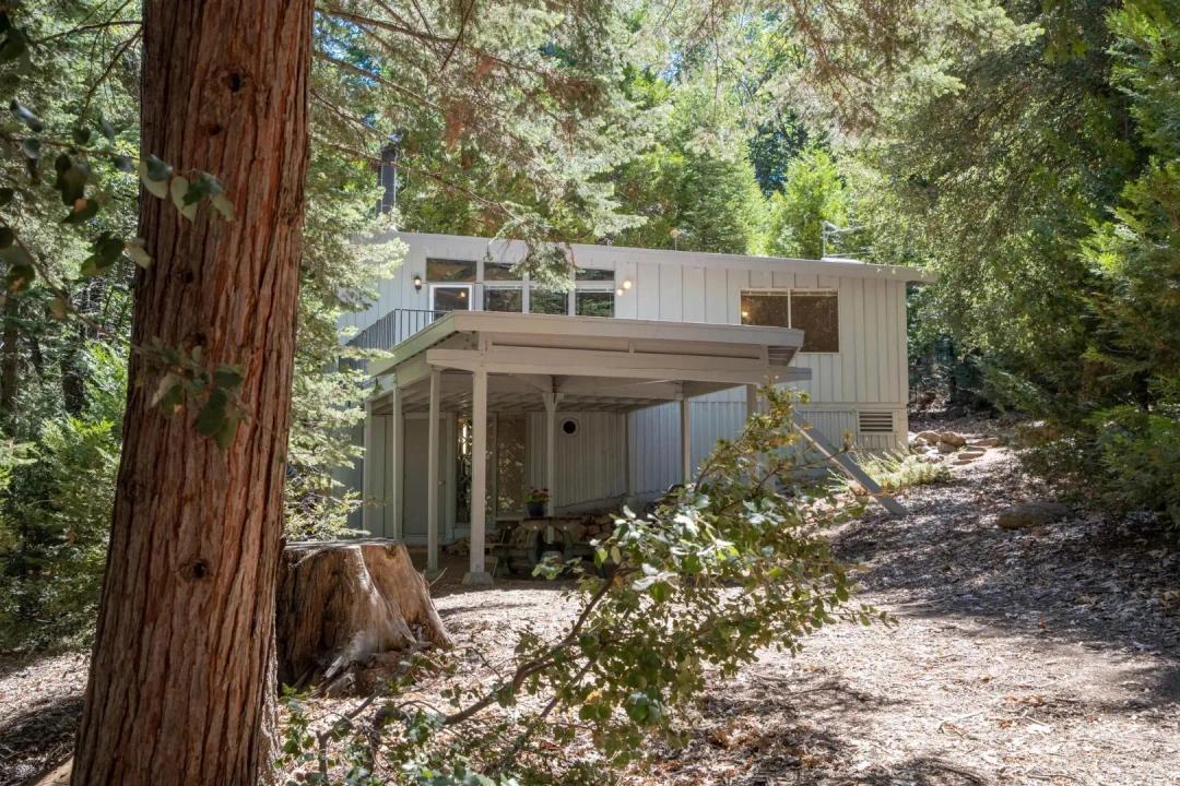 Arrowhead Cabin