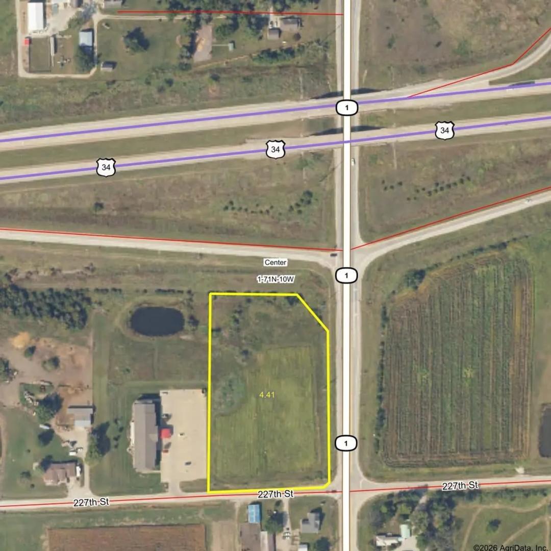 Commercial Opportunity Along Highway 34 and Highway 1 in Fairfield, Iowa