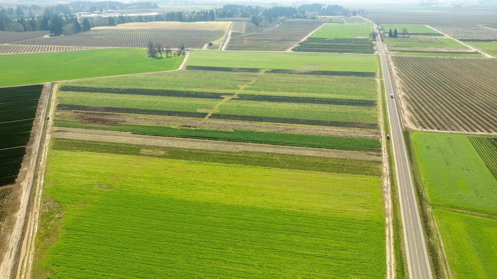 14840422-5