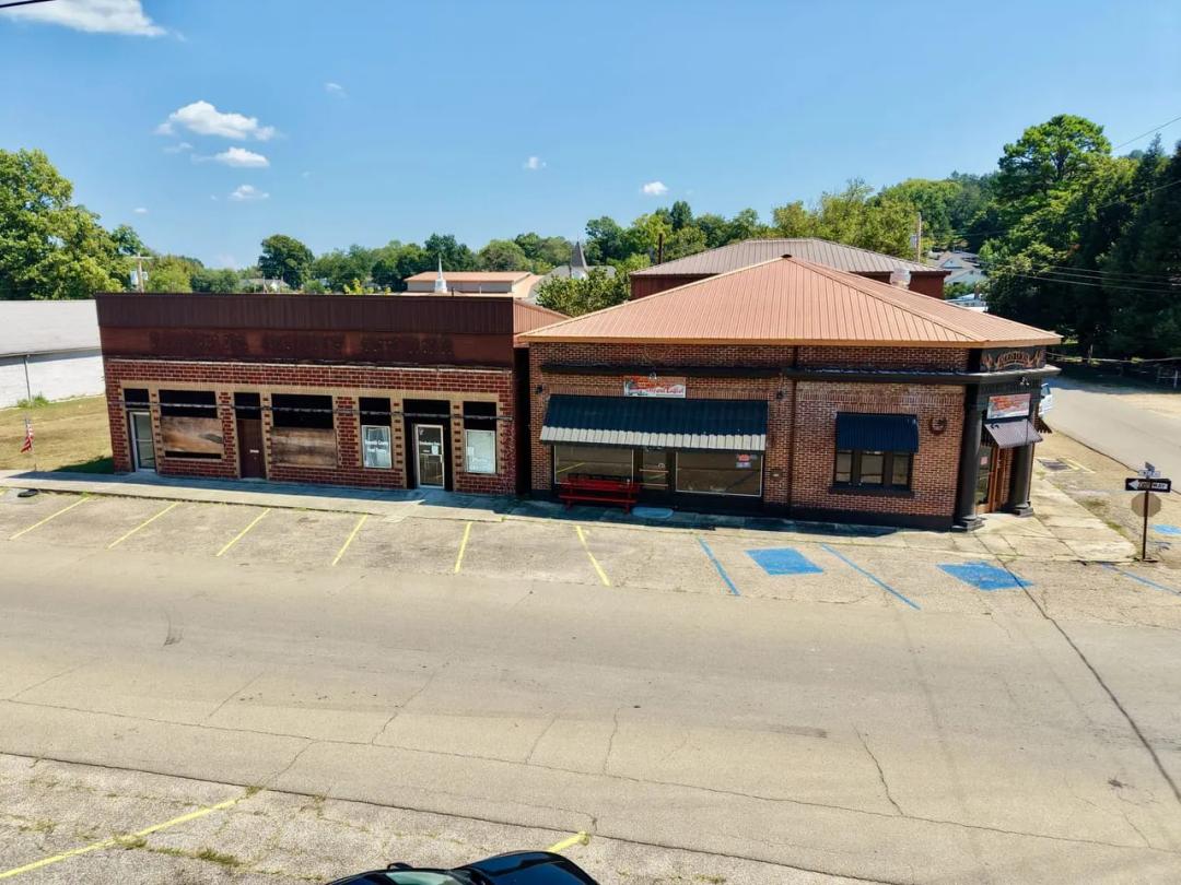 Spacious Commercial Opportunity on Main St. of Ellington, MO