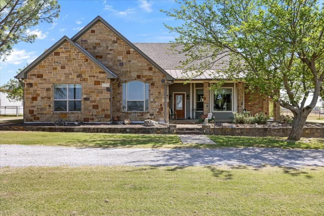 4525 Cattleguard Court, Tolar, Texas 76476