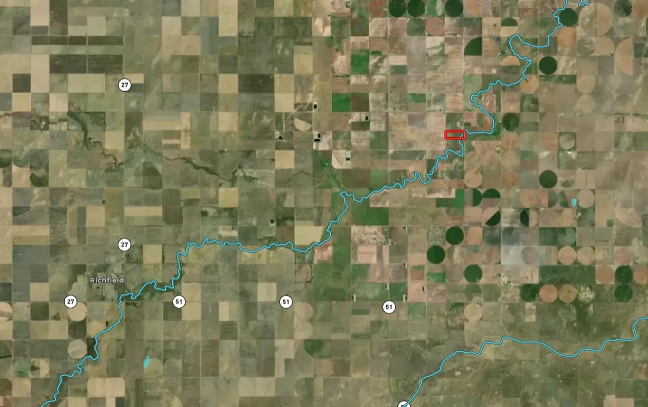 15049588-28