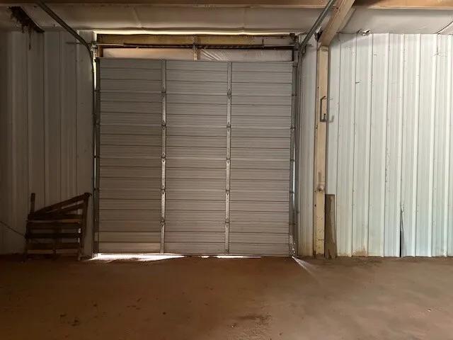 15233305-24