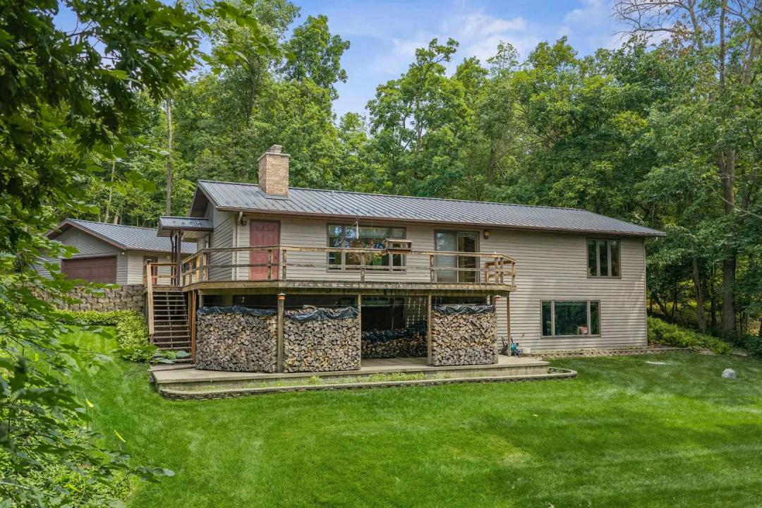 36 +/- Acres of Peaceful Living in Portage WI
