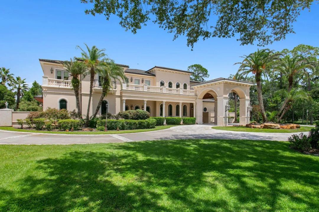 The Villa at Four Pines