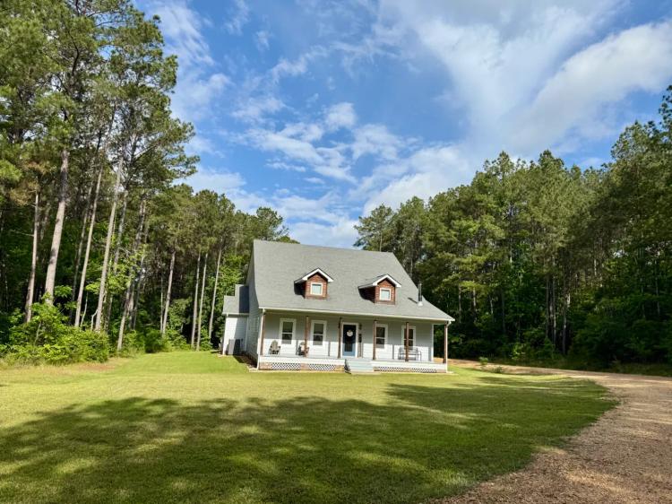 3104 SHANNON DR, BOGUE CHITTO, MS 39629