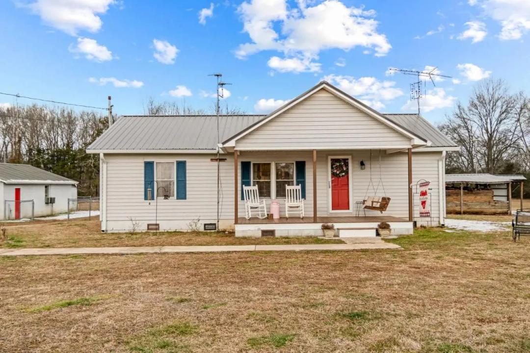253 Henslee Road