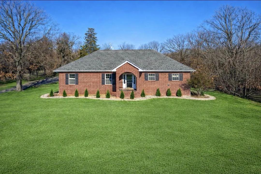 3 Bedroom 2 Bath on 5.28 Acres