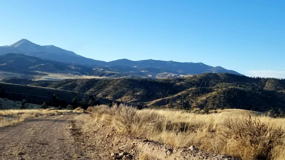 Scenic Sangre de Cristo Mountains • Easy‑Access 5 Acres in Colorado