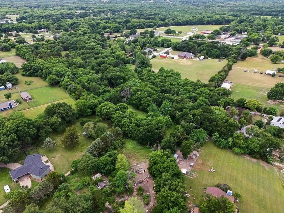 4 Acres of Privacy