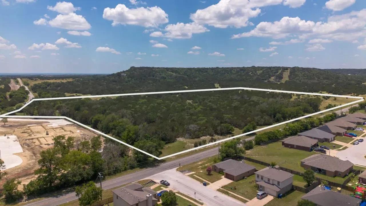 17696693-13