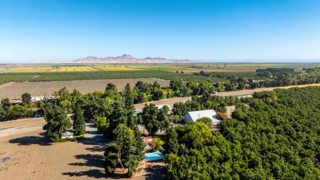 Grand Island Orchard &amp; Headquarters