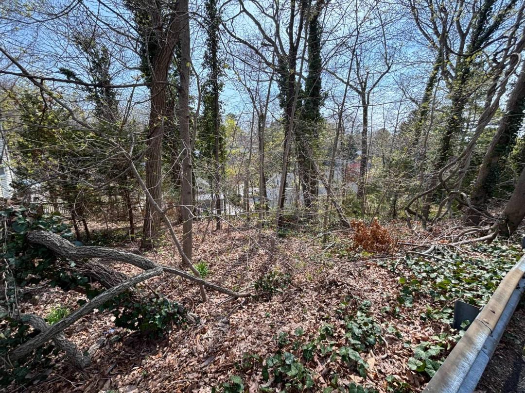 Huntington/Halesite Building Lot For Sale