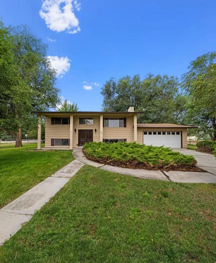 Home on .78 Acres in Ada County in Boise, ID