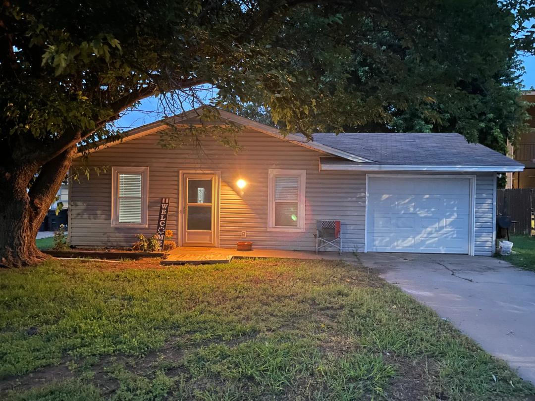 1212 14th St Perry,OK 73077