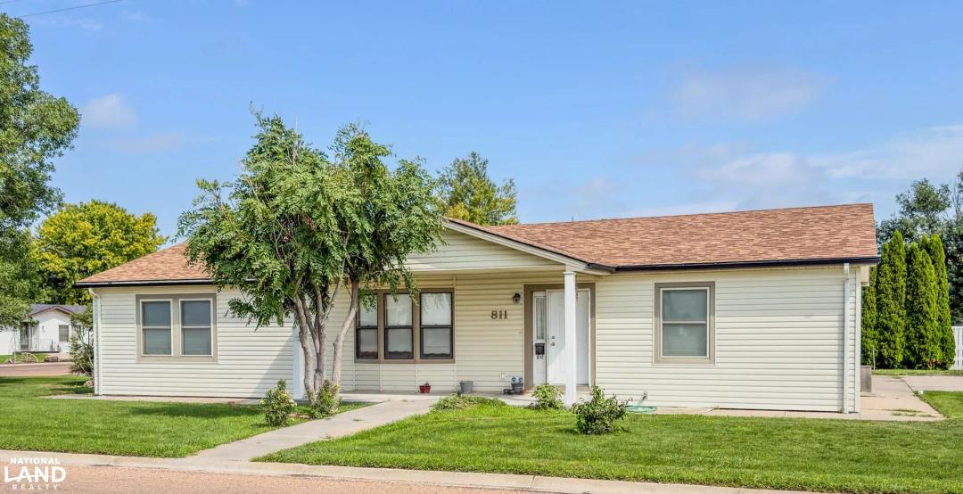 6 Bed, 3 Bath Home With Large Garage, Holyoke, CO