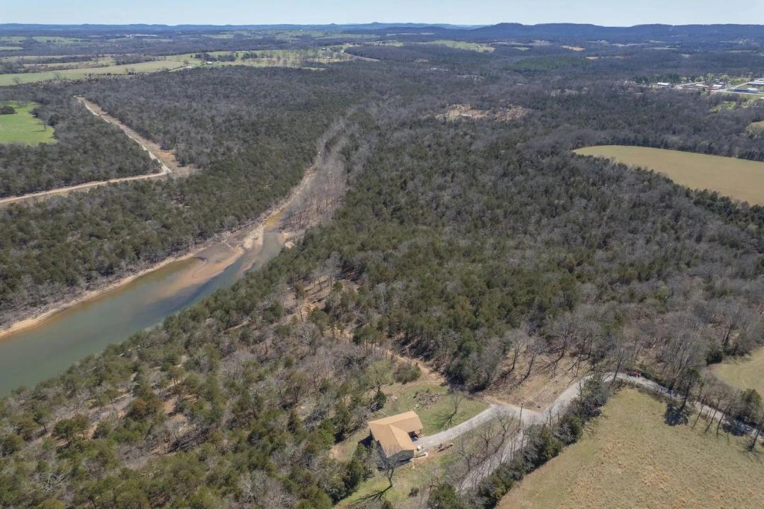 Unrestricted Lakefront Acres