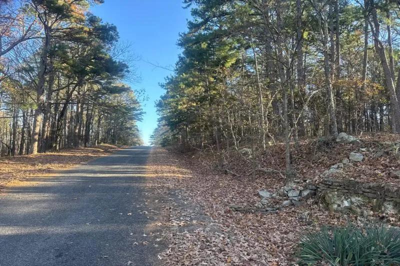 Delightful Fairfield Bay Lake Area Living Awaits in Fairfield Bay, Arkansas
