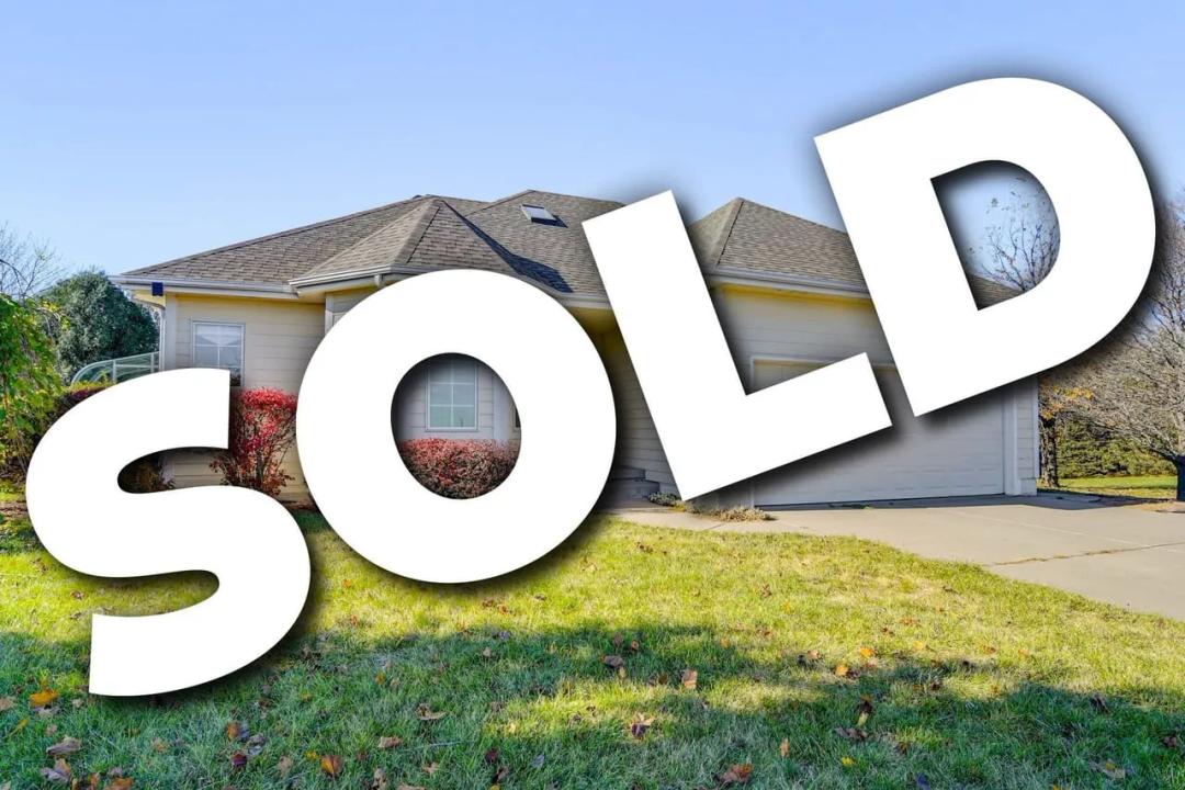 Listing #19109 - Polk City, IA