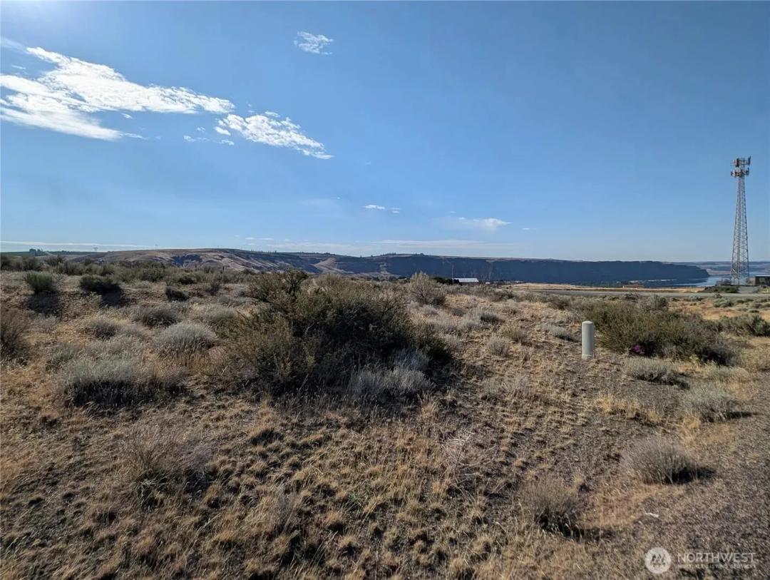5.02 Acres of Land for Sale in Quincy, WA