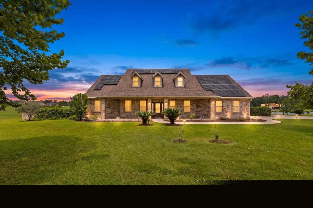 Furnished 5.55-Acre Madison Estate with Solar & Hot Tub