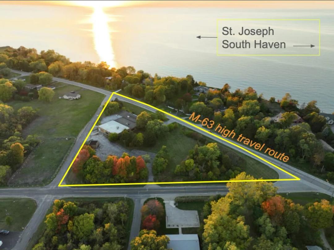 M-63 Benton Harbor, North of St. Joseph, Lake Michigan
