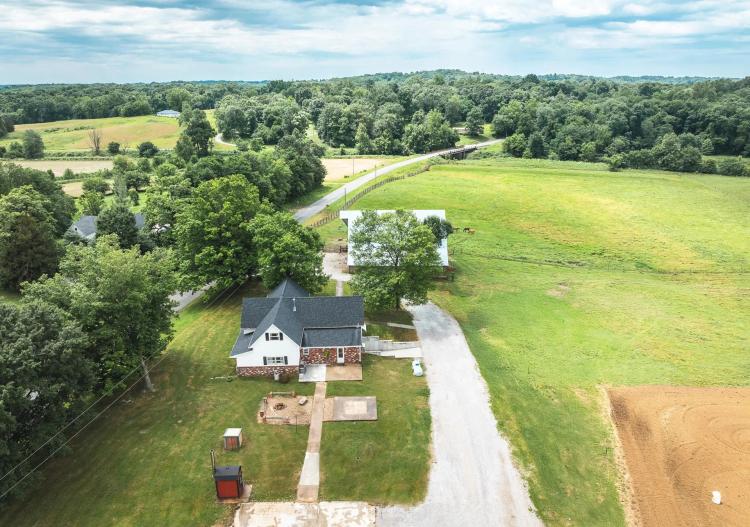 3155 New Saratoga Rd, Anna, IL