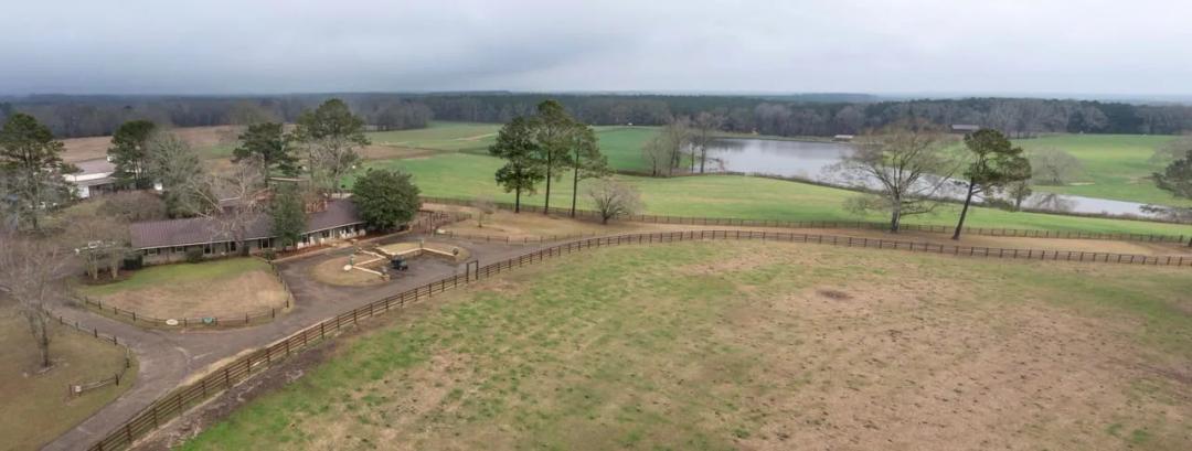 Luxury Ranch with Lakes and Venue