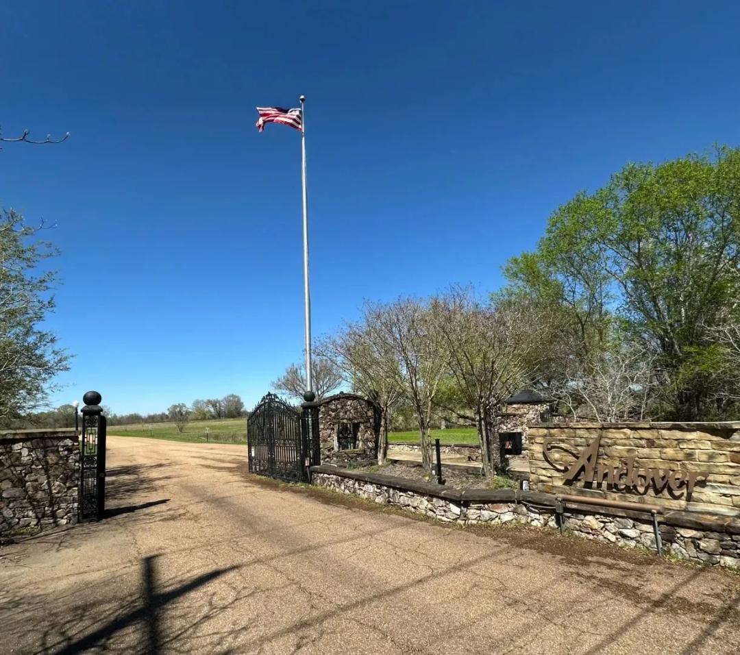2.25 Acre Lot in Madison County, MS