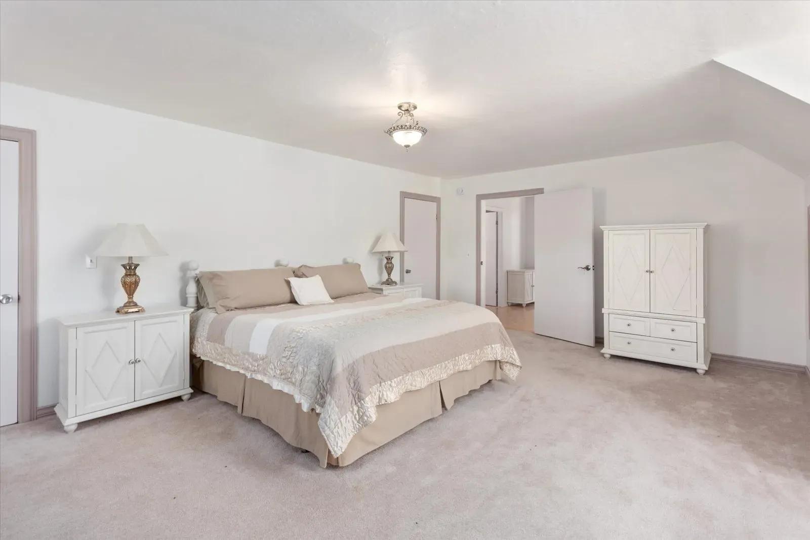 25-716-W-Blarney-Stone-Rd-25
